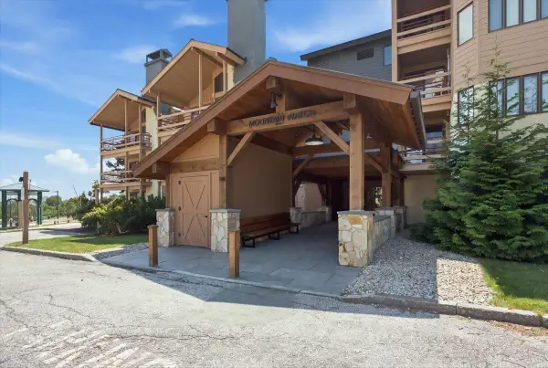 776 Stratton Mountain Access Road #1102, Stratton, VT 05155