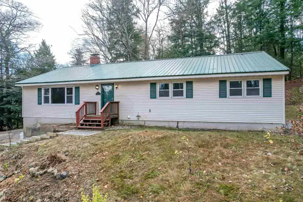 9 Hilltop Drive, Plymouth, NH 03264