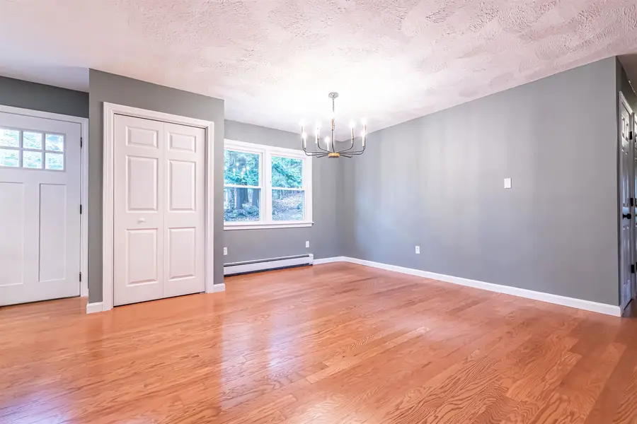 9 Hilltop Drive, Plymouth, NH 03264 - #3