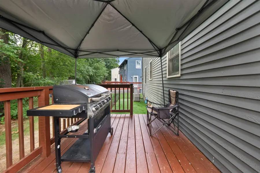 8 St Andrews Circle #4, Nashua, NH 03062 - #3