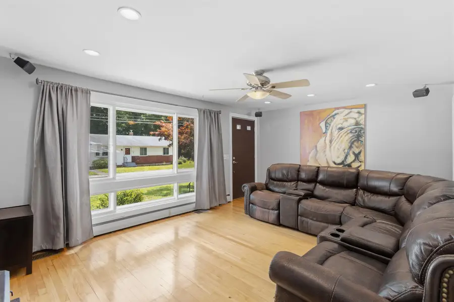 156 Kenberma Street, Manchester, NH 03103 - #3