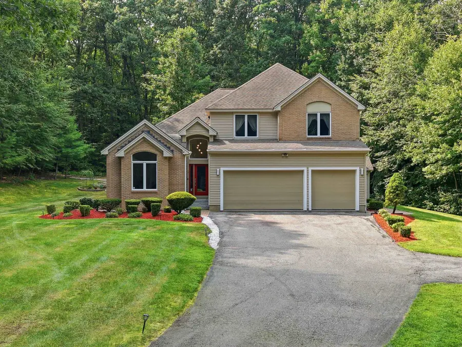 15 Merrill Road, Merrimack, NH 03054 - #3