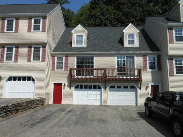 26 Hawkstead Hollow, Nashua, NH 03063