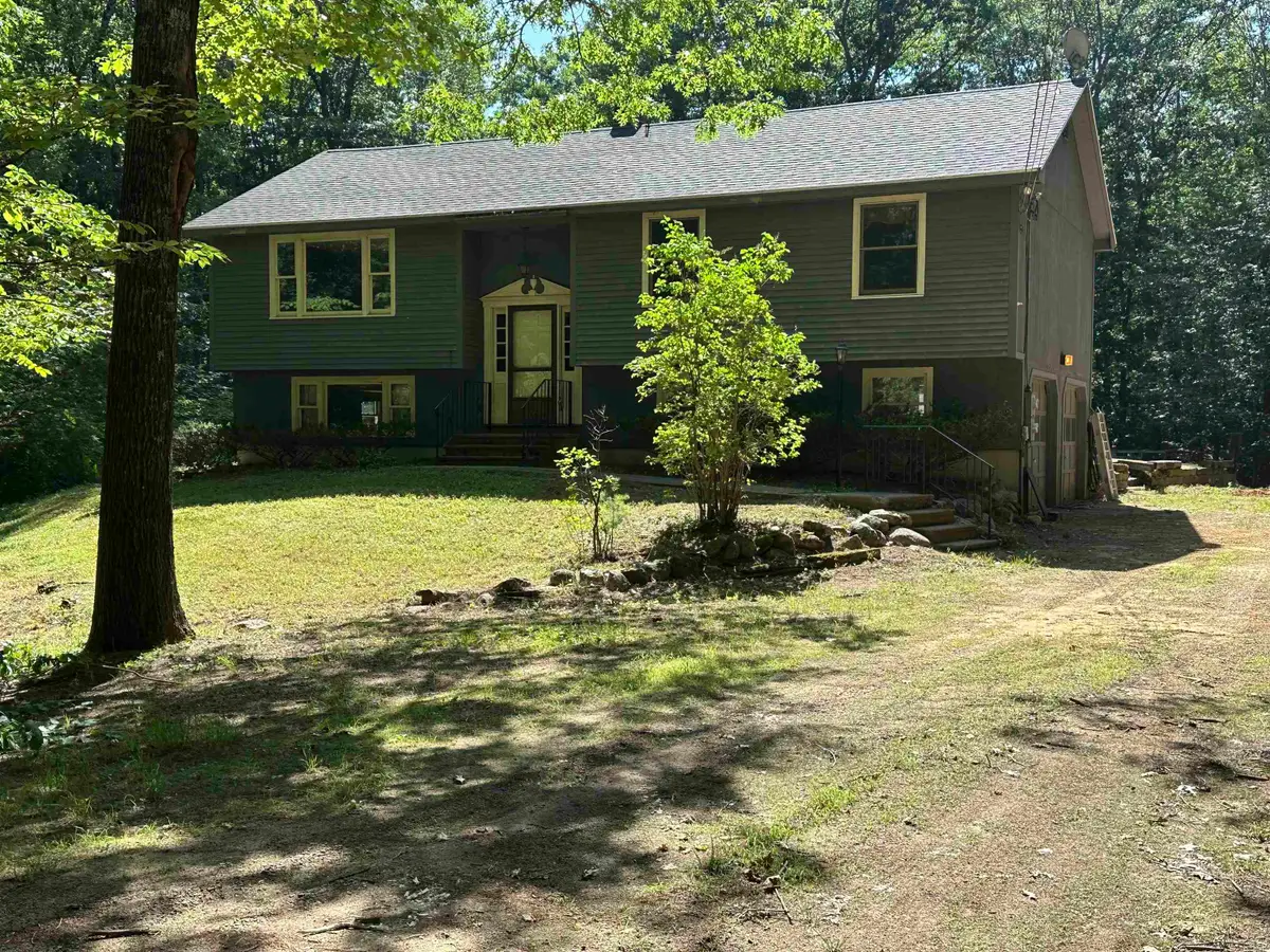 42 Great Oak Drive, Chester, NH 03036 - #1