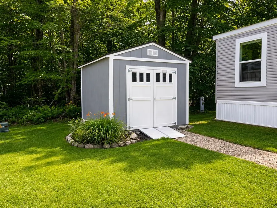 21 Parker Avenue, Raymond, NH 03077 - #3