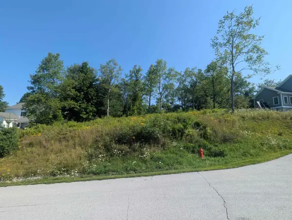 33 Asa's Way #16, Bennington, VT 05257