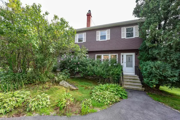 9 Pine Isle Drive #B, Derry, NH 03038