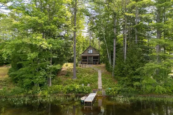 129 Stocker Pond Road, Grantham, NH 03753