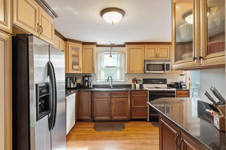12 Northwood Drive, Nashua, NH 03063 - #3