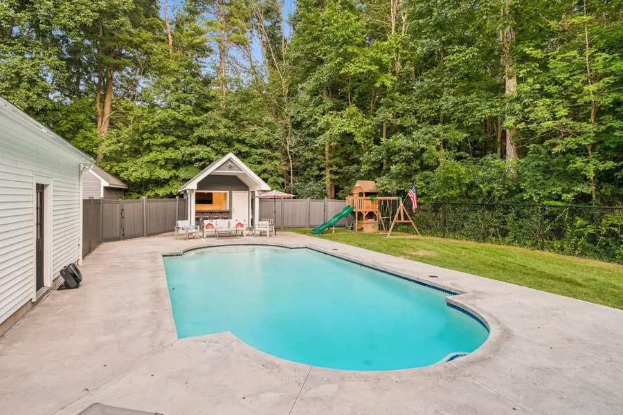 17 Moulton Avenue, Greenland, NH 03840 - #3