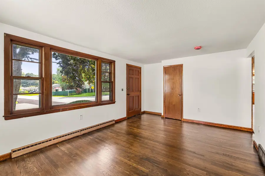 28 Caron Avenue, Nashua, NH 03064 - #3