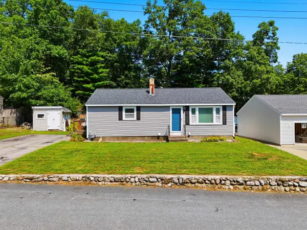 108 Linton Street, Nashua, NH 03060