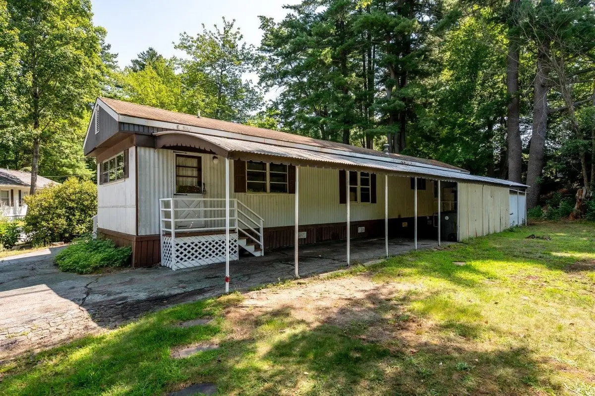 4 Vindale Road, Hooksett, NH 03106 - #1