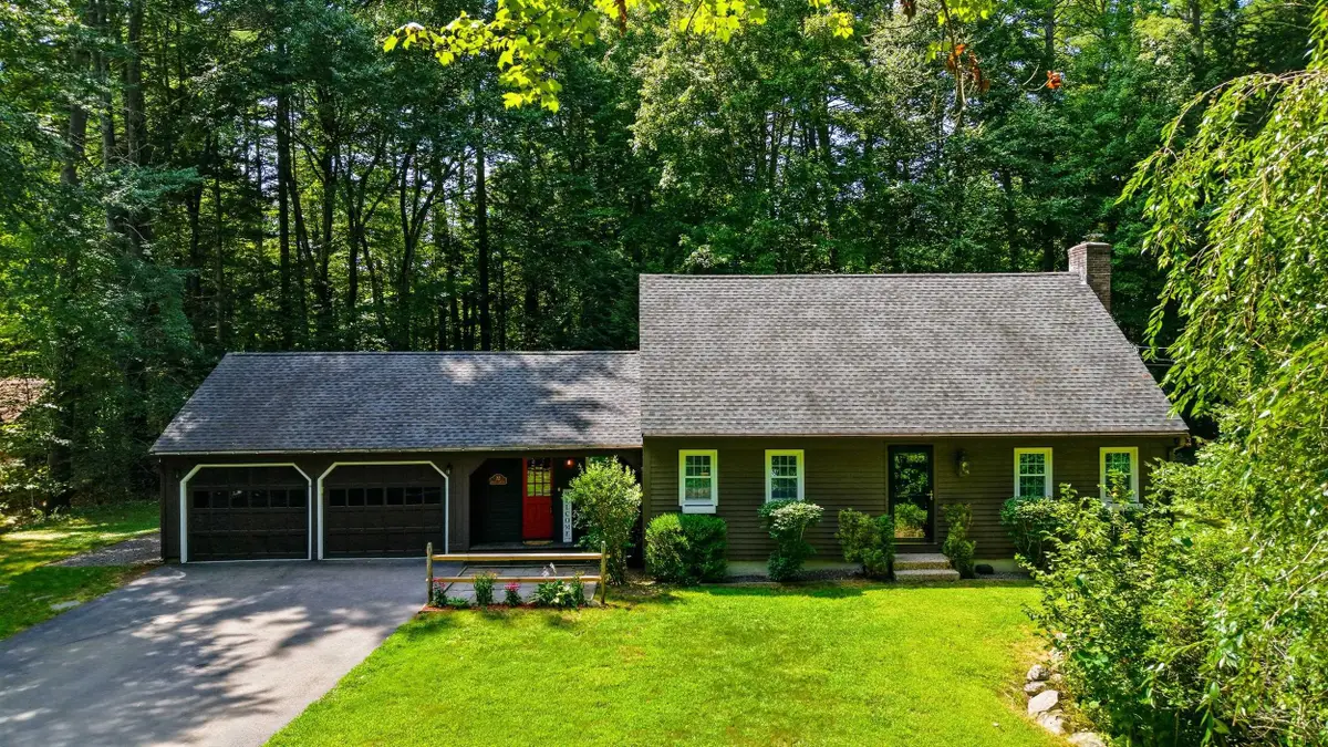 22 Old Coach Lane, Amherst, NH 03031 - #1