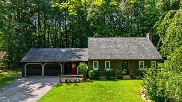 22 Old Coach Lane, Amherst, NH 03031