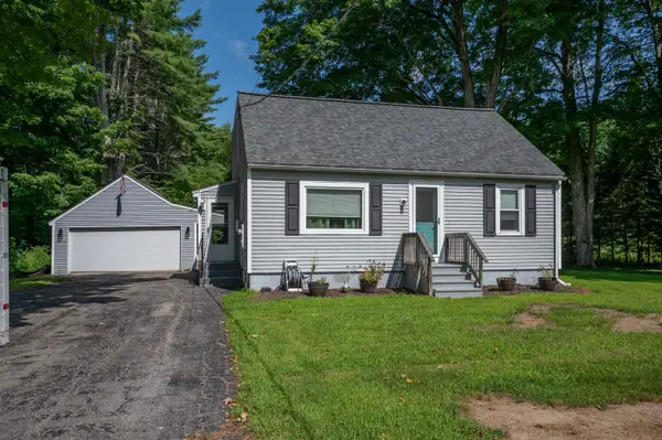 37 W Intervale Road, Wilton, NH 03086