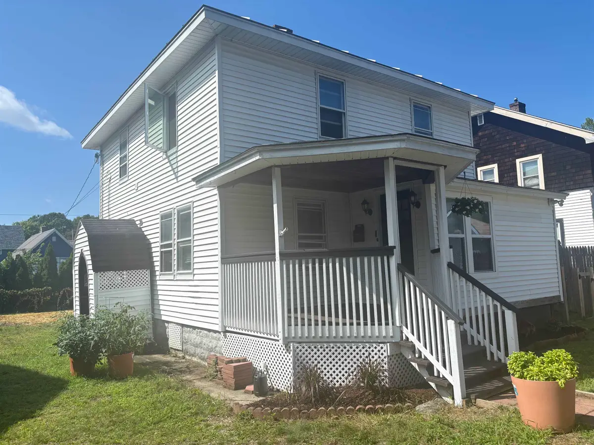 4 Bates Alley, Claremont, NH 03743 - #1