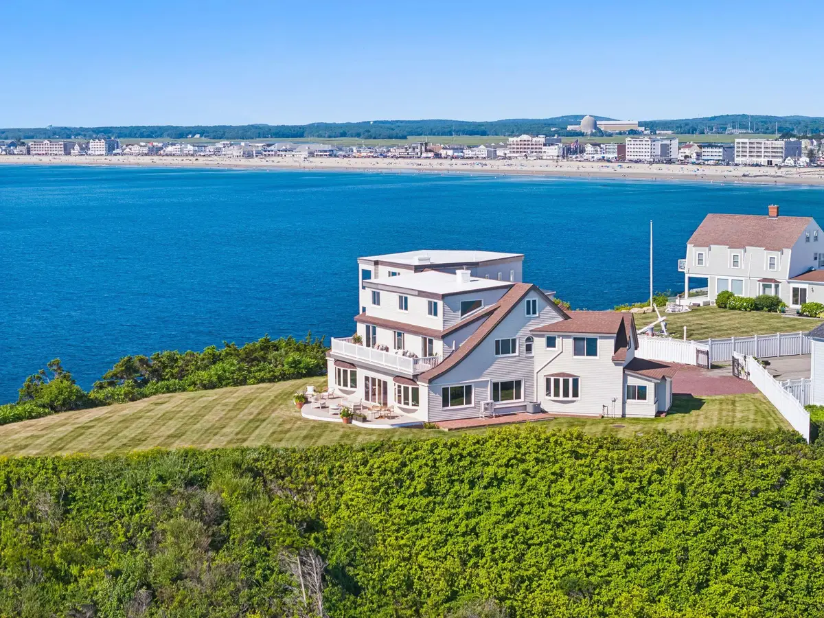 49 Dumas Avenue, Hampton, NH 03842 - #1