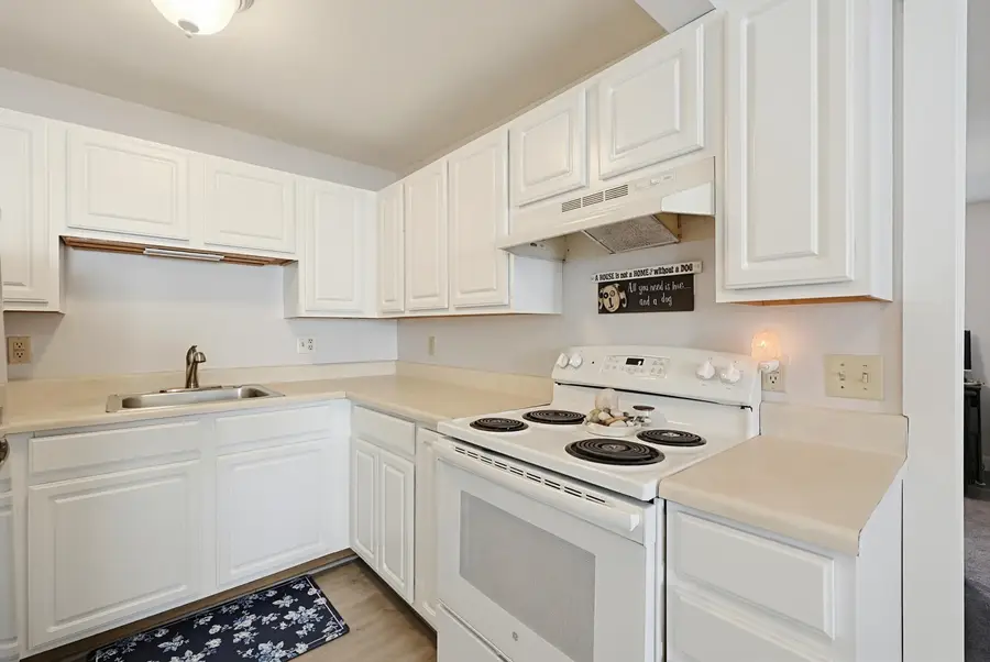 339 chestnut Street, Gardner, MA 01440 - #3