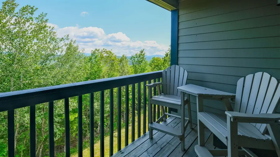 35 White Loop #B301, Ludlow, VT 05149 - #3