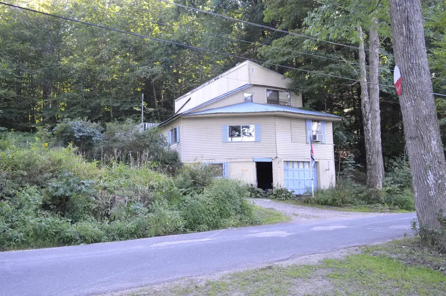 219 Cescent Lake Road, Newport, NH 03773 - #2