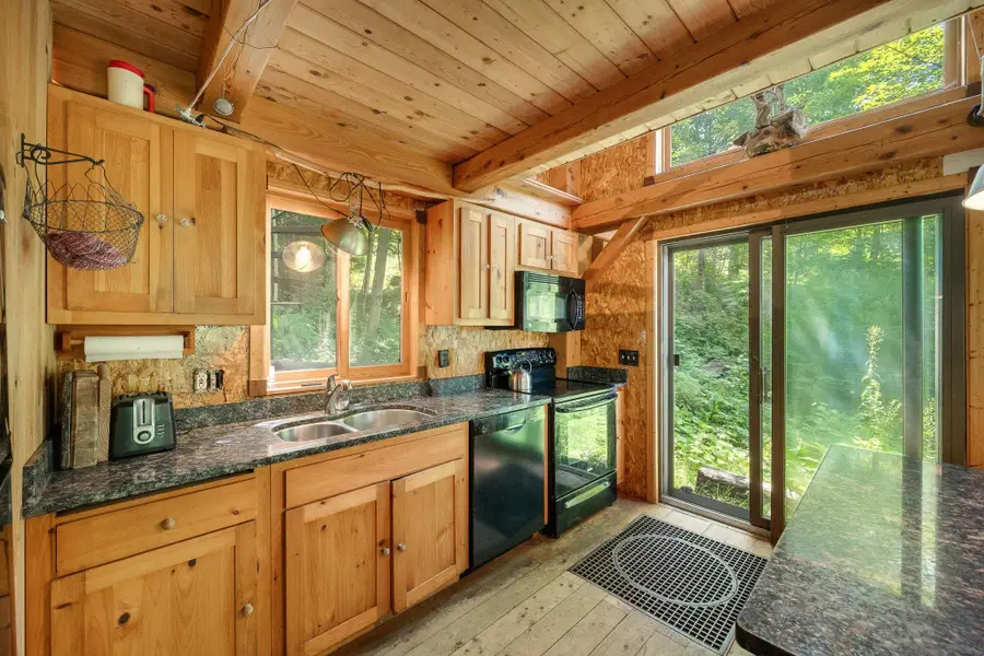 55 Stuart Lane, Waterbury, VT 05676 - #3