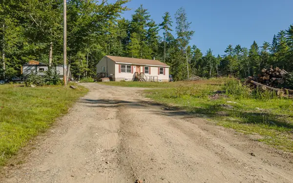 12 Rabbit Hollow Road, Winchester, NH 03470