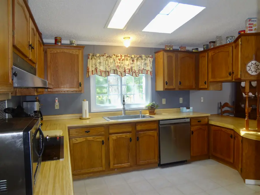 60 Manfield Court, Laconia, NH 03249 - #3