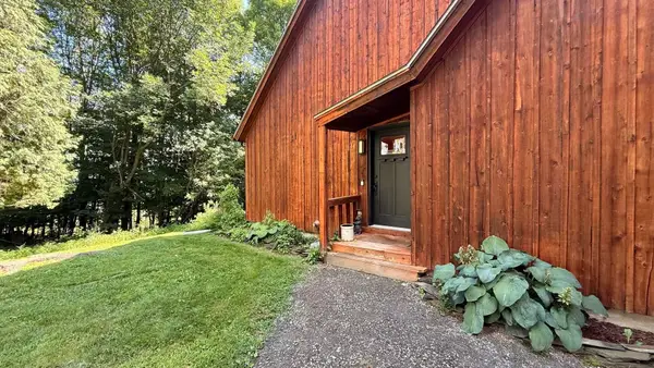 412 Logan Drive, Newport City, VT 05855