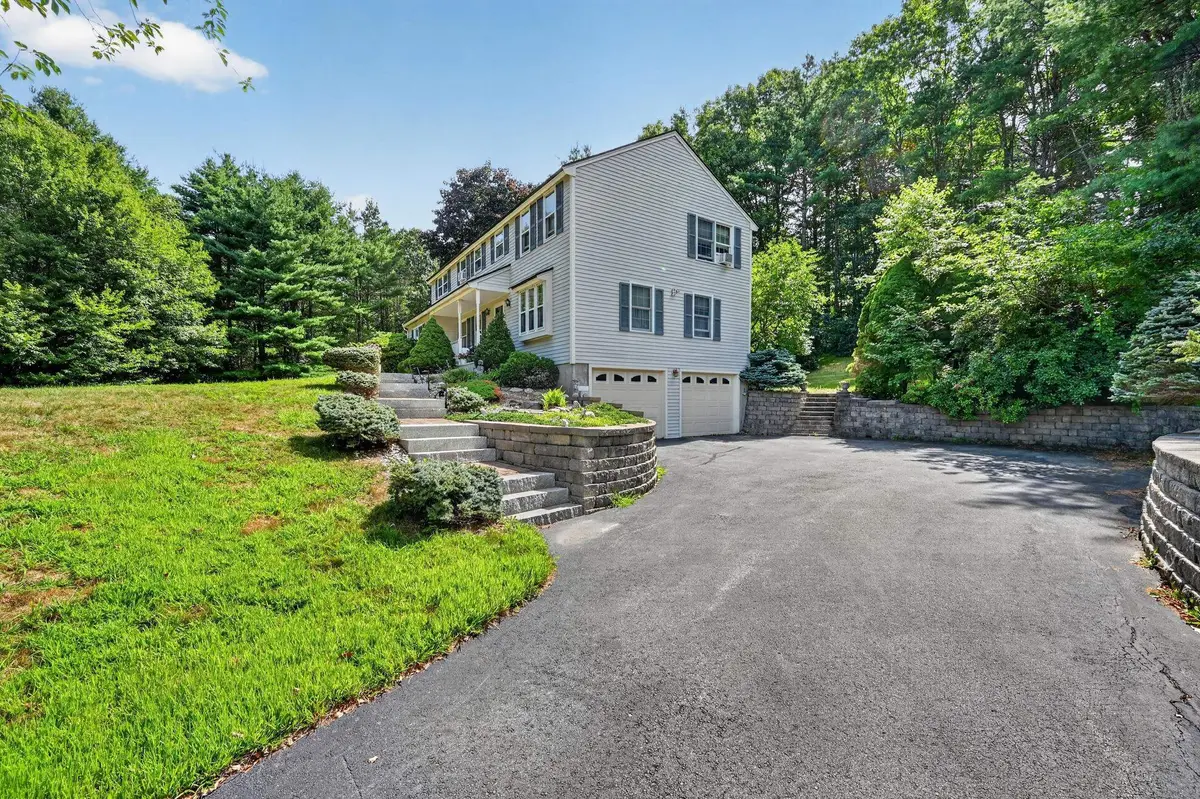 3  Farrwood Road, Windham, NH 03087 - #1