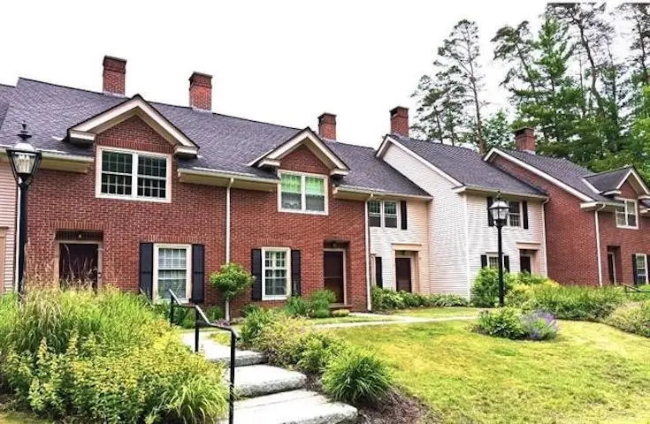 121 Townhouse Way #20, Woodstock, VT 05091 - #1