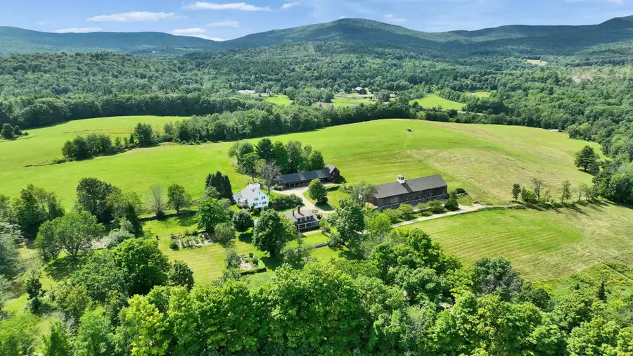 37 Old County Farm Road, Wilton, NH 03086 - #2