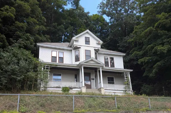 207 Elliot Street, Brattleboro, VT 05301