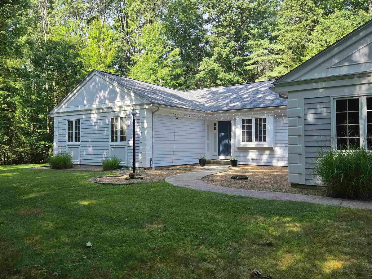 20 Buttonwood Road, Bedford, NH 03110 - #1