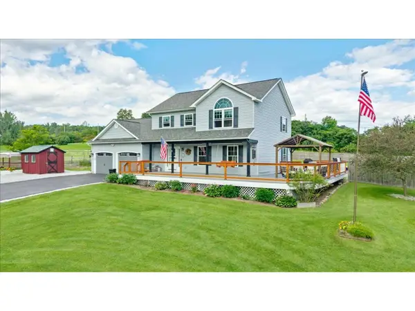 11 Craftsfield Road, Fairfax, VT 05454