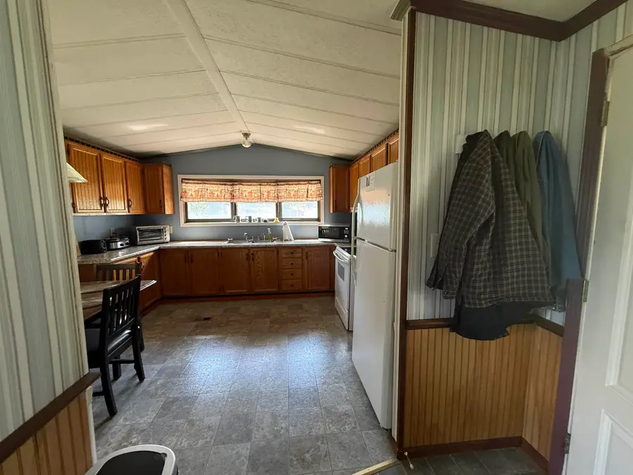 376 Chestnut Street, Claremont, NH 03743 - #3