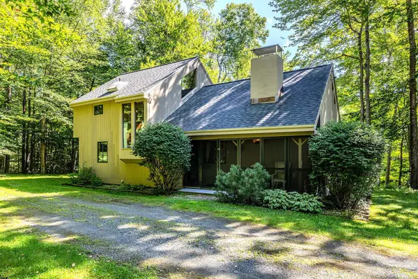 23 Loop Road #10, Winhall, VT 05340