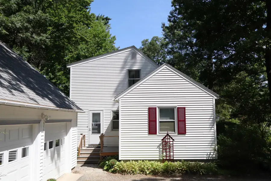 6 Moe Street, Nashua, NH 03062 - #3