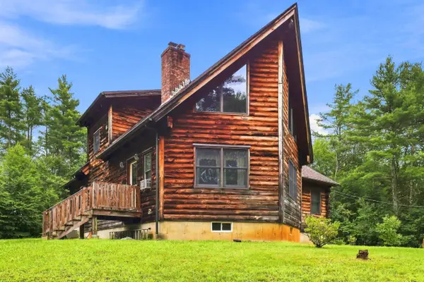 271 Middle Road, Deerfield, NH 03037