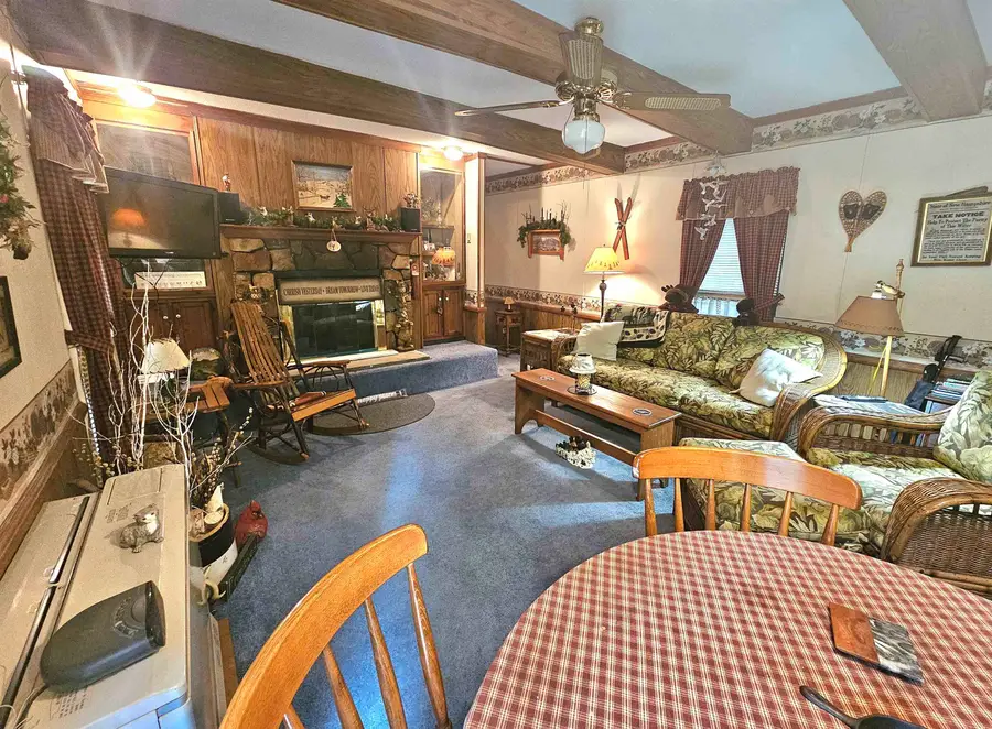 228 Daniel Webster Highway, Woodstock, NH 03262 - #3