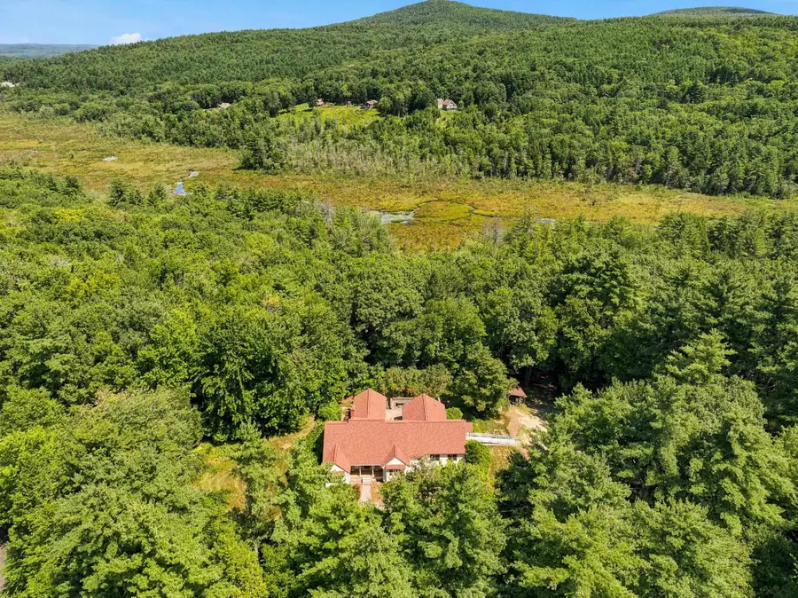 23 Arrowwood Road, New Boston, NH 03070 - #2
