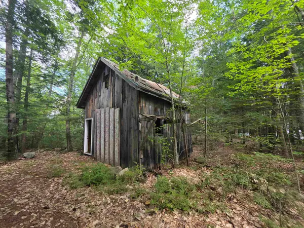 37 Shady Lane, Tilton, NH 03276