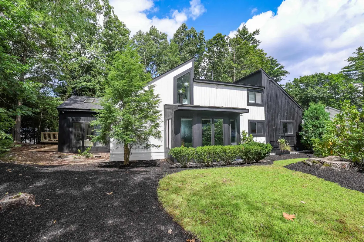 10 Deacon Drive, Nashua, NH 03063 - #1