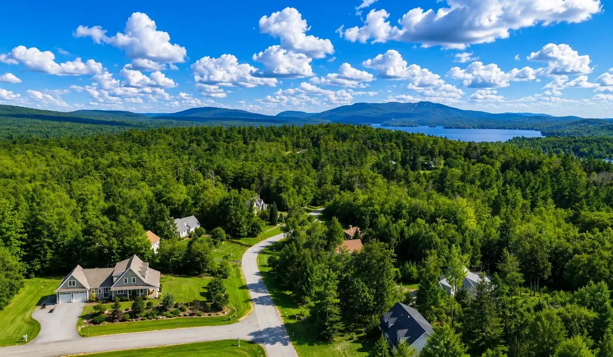 12 Snow Lane, New London, NH 03257 - #1