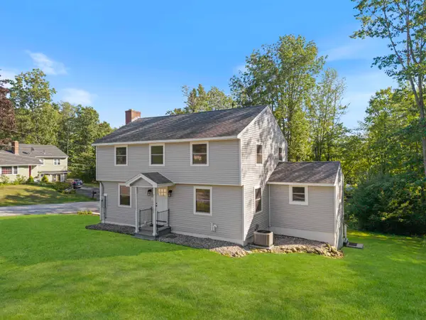 2 Sweetbriar Lane, Rochester, NH 03867