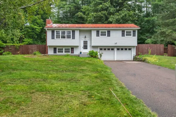 9 Griswold Street, Jericho, VT 05465