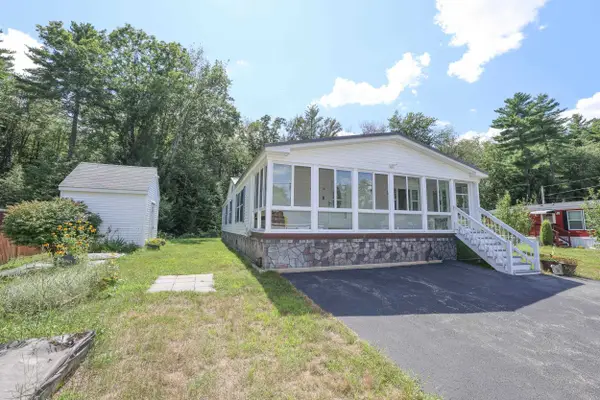 16 Roland Drive, Allenstown, NH 03275