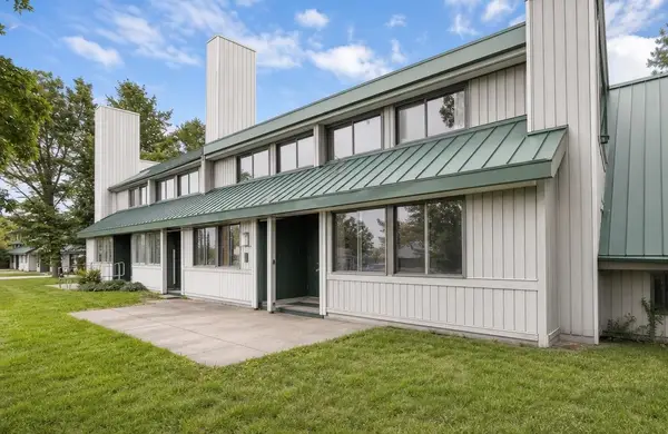 79 Village Green Drive #4B, Stowe, VT 05672