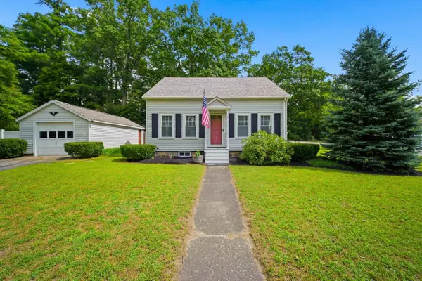 3 Buswell Street, Hudson, NH 03051