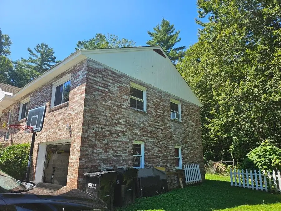 13 Acer Heights Road, Claremont, NH 03743 - #2